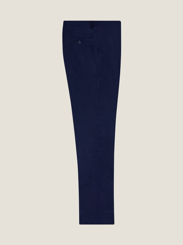 Super schwarze Hose