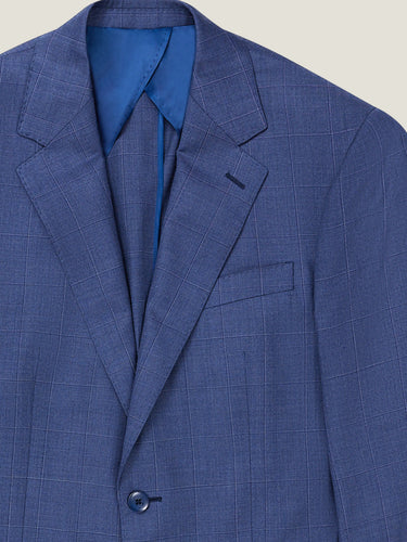 SB2 Traje gris ventana