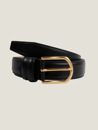 Cinturón negro de montura dorada